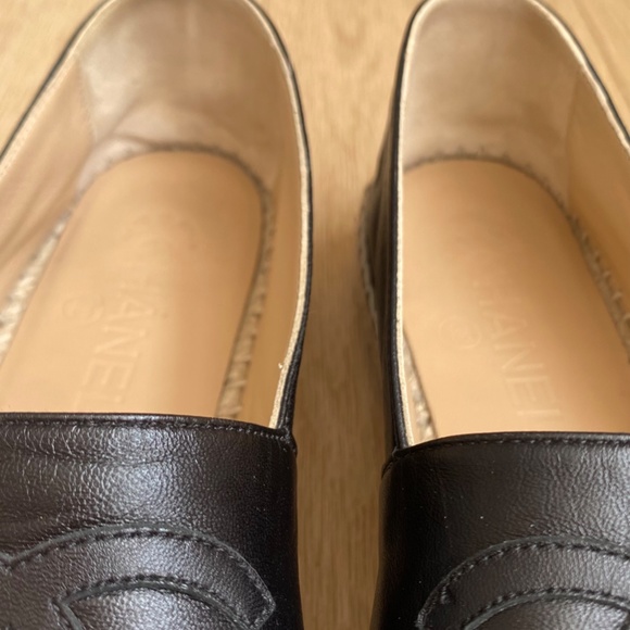 CHANEL WOMEN ESPADRILLES - SIZE 38 - Picture 3 of 13